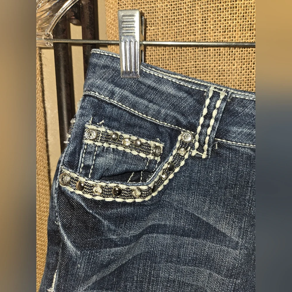 Women's Miss Chic Usa Stylish Blue Women's Jean Capris Bling Size 5 - Picture 7 of 16